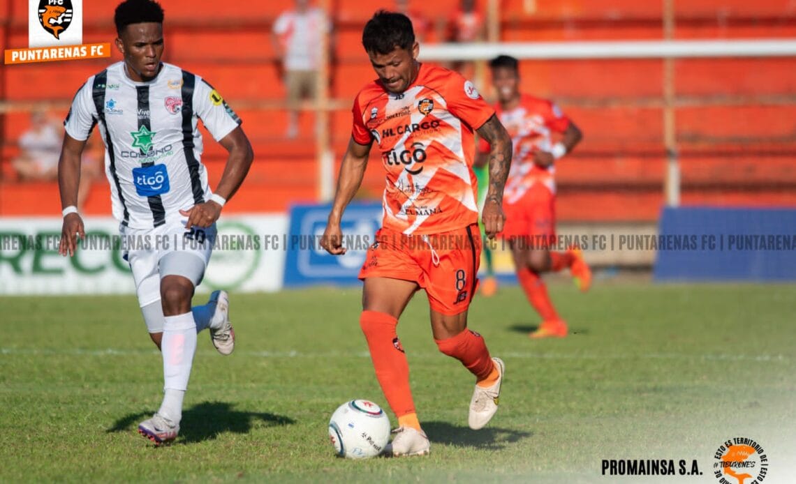 Puntarenas FC logra el empate en el Lito Pérez ante Santos de Guápiles 1 PFC logra el empate en el Lito Pérez ante Santos de Guápiles