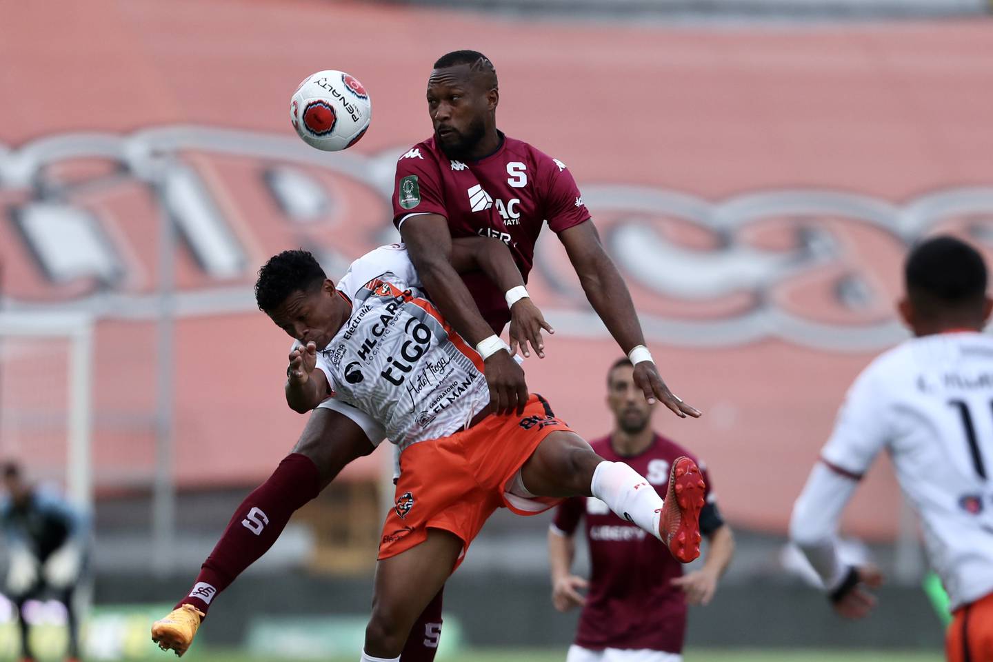 Saprissa va Puntarenas 