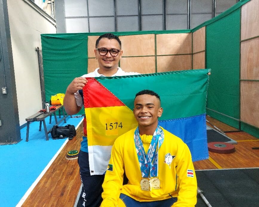Esparza abrió Halterofilia con medalla de oro en los Juegos Nacionales 2022- 2023 1 Frantony Jimenez