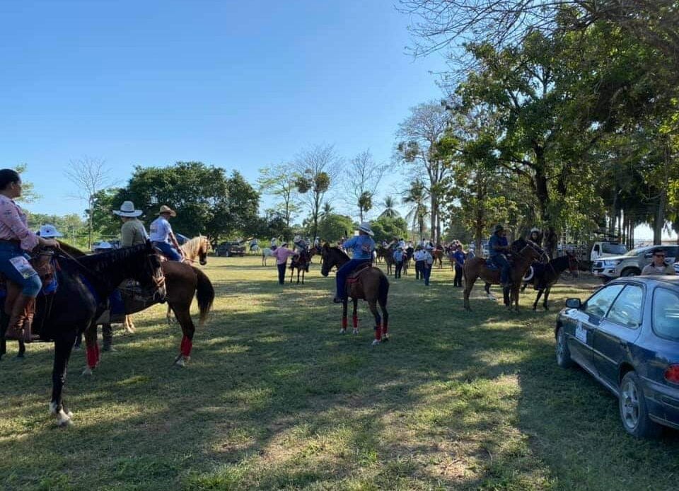 Vayámonos para Parrita espantar la mula 1 Festival de las Mulas 2