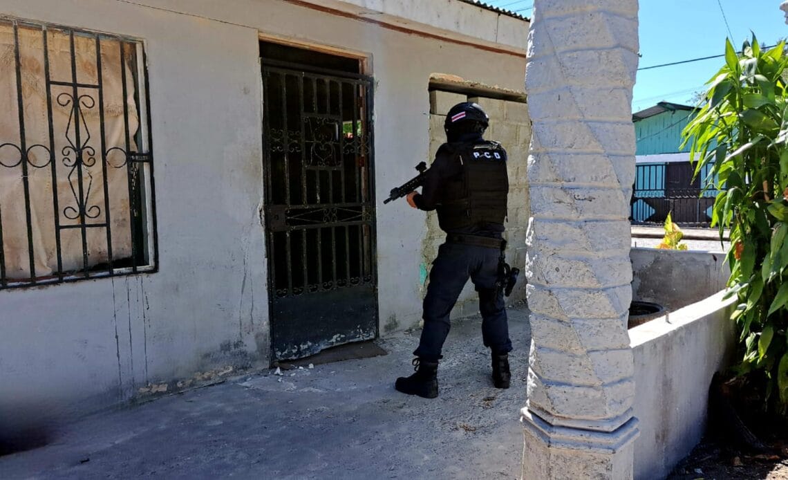 Desarticulan banda que vendía drogas cerca de centro educativo en Fray Casiano 1 MSP Puntarenas