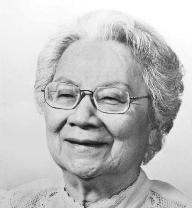 Porteña es declarada como benemérita de la Patria 1 2003 hilda chen apuy espinoza