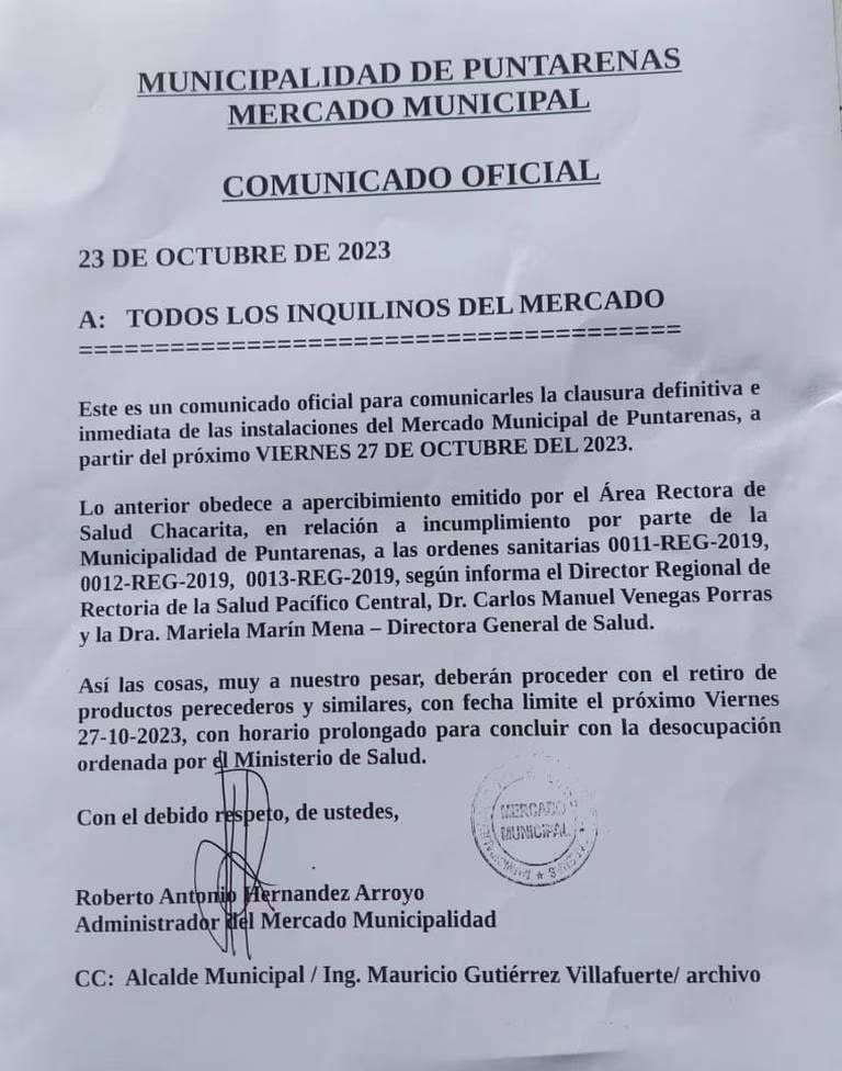 principalmente en el sistema eléctrico del edificio, el área de almacenamiento temporal de desechos y los pisos de mala calidad. Cierre del Mercado Municipal de Puntarenas