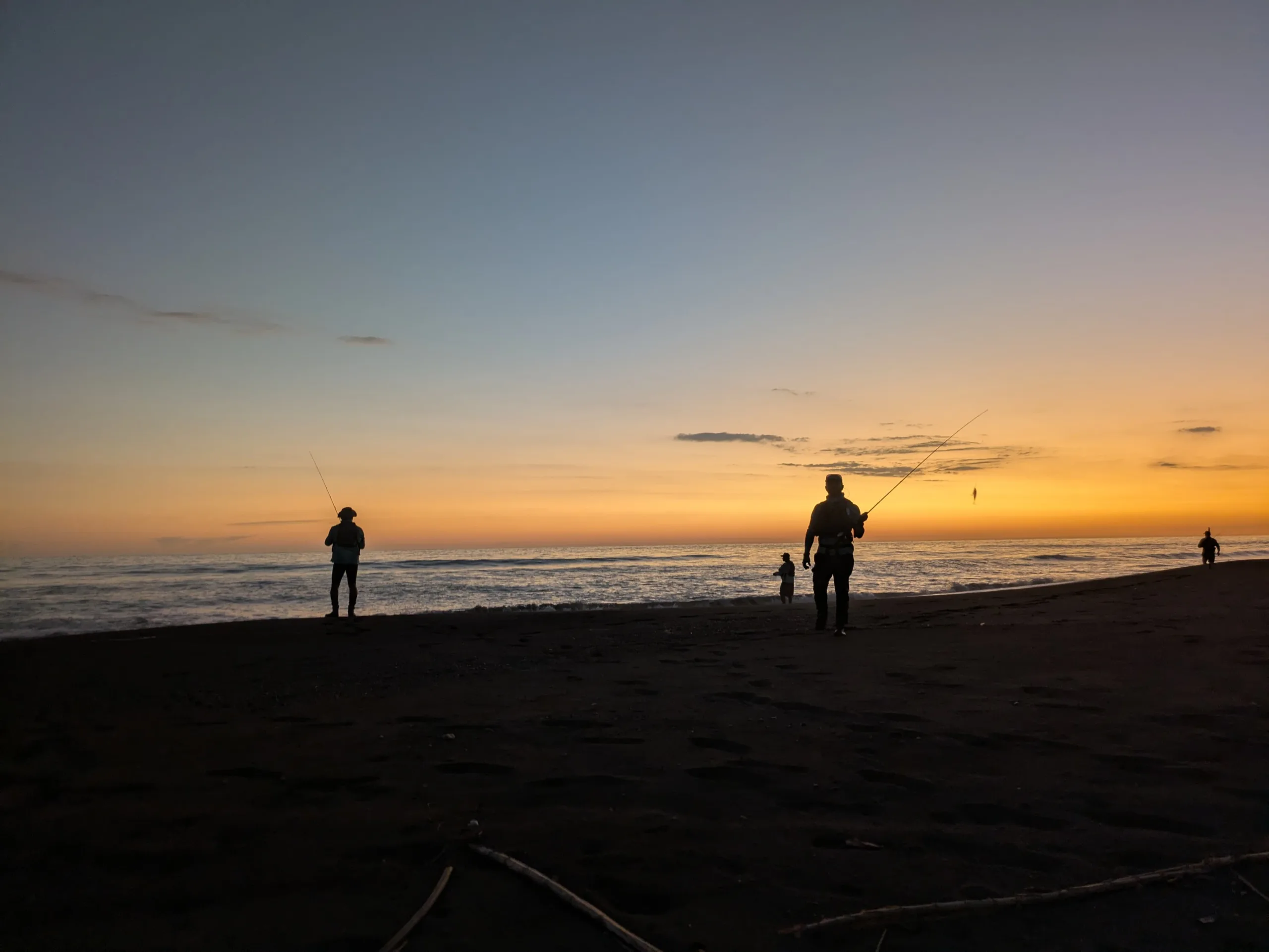 Torneo del Club Nacional de Pesca en playas de Costa Rica. Fotografía de Henry Marín / Cortesía FECOP.